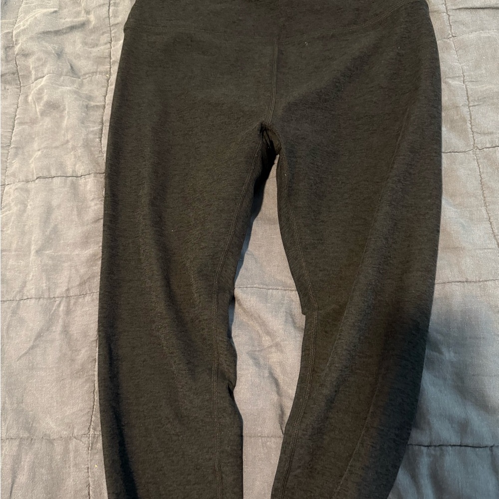Beyond Yoga black high-waisted cropped leggings